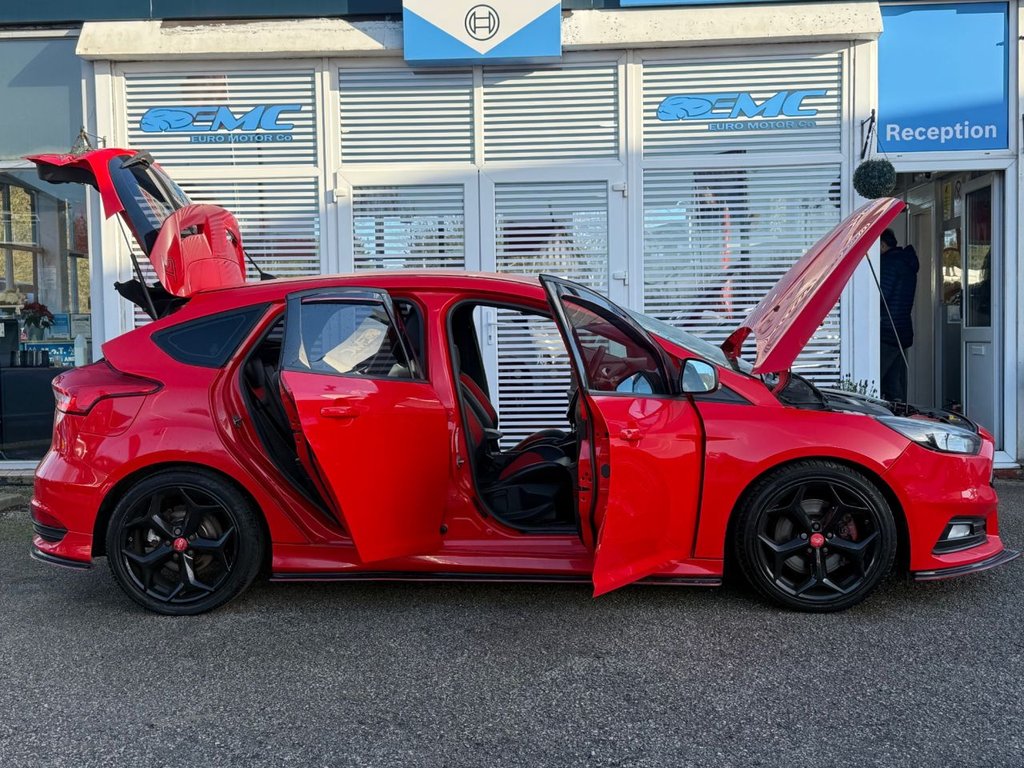 Used Ford Focus 2015 for sale - 77007329: Photo 6