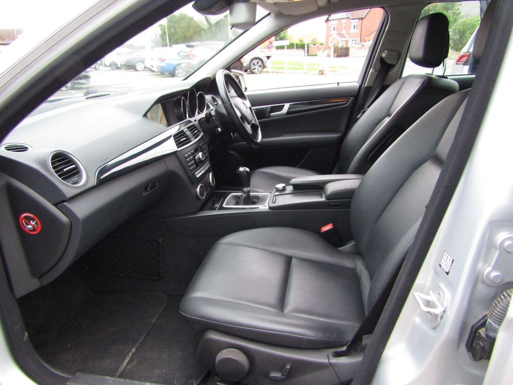 Used Mercedes-Benz C Class 2014 for sale - 76469846: Photo 25