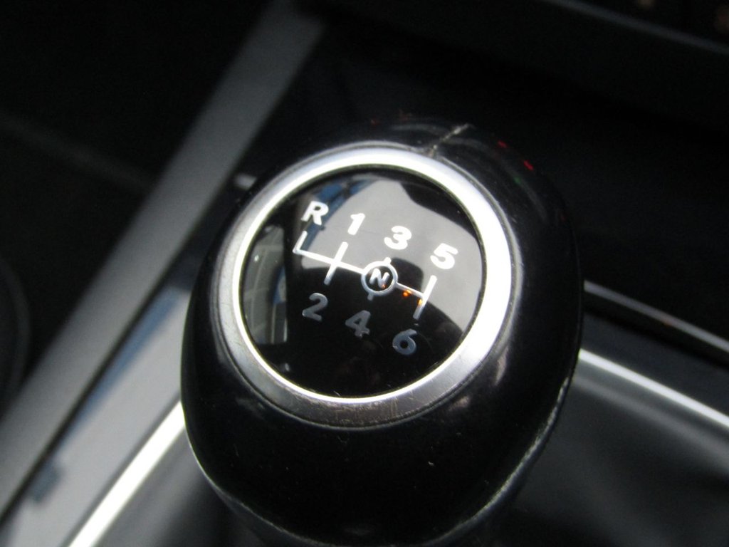 Used Mercedes-Benz C Class 2014 for sale - 76469846: Photo 28