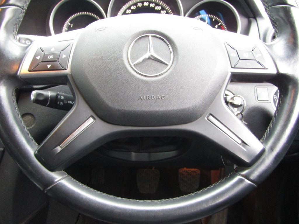 Used Mercedes-Benz C Class 2014 for sale - 76469846: Photo 37