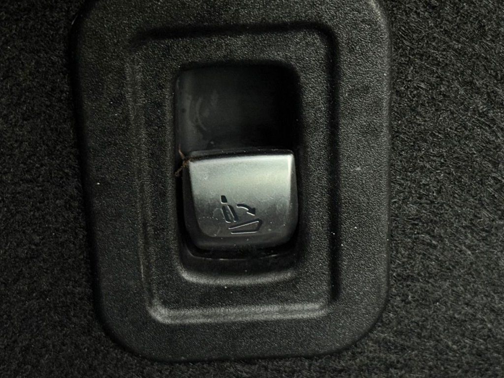 Used Mercedes-Benz C Class 2017 for sale - 76848335: Photo 45