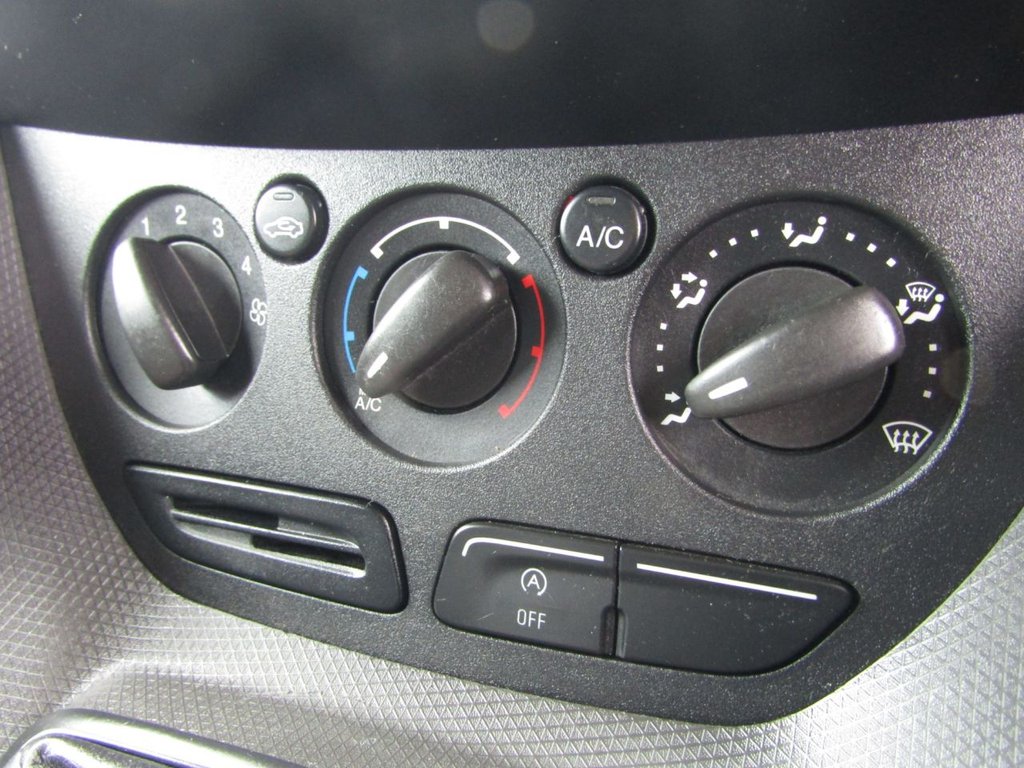 Used Ford Transit Connect 2014 for sale - 76820642: Photo 13