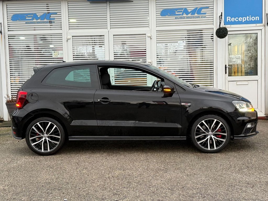 Used Volkswagen Polo 2016 for sale - 77313294: Photo 2