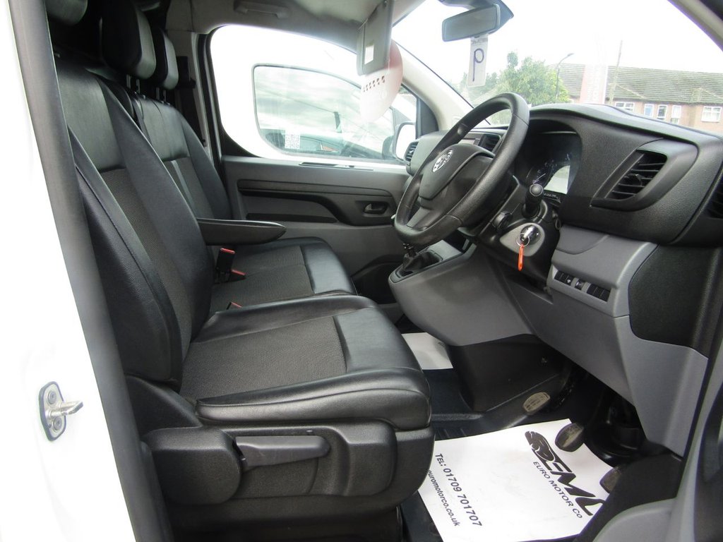Used Vauxhall Vivaro 2021 for sale - 76210523: Photo 17