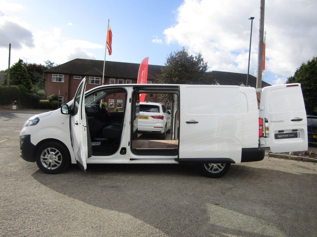 Used Vauxhall Vivaro 2021 for sale - 76210523: Photo 7