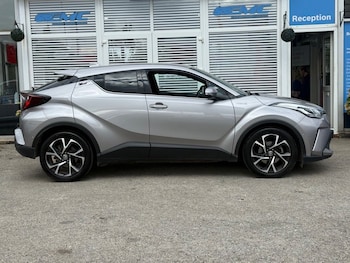 Used Toyota C-HR 2021 for sale - 79449682: Photo