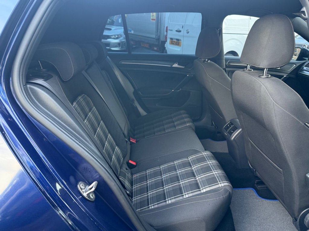 Used Volkswagen Golf 2019 for sale - 76962232: Photo 17