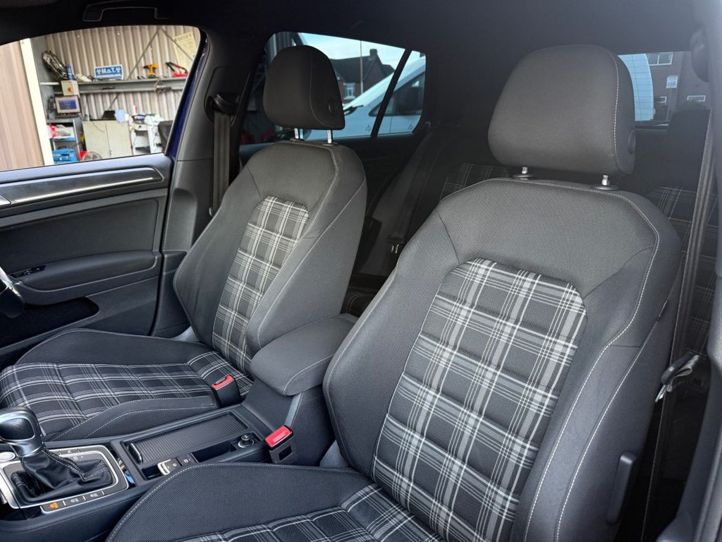 Used Volkswagen Golf 2019 for sale - 76962232: Photo 23