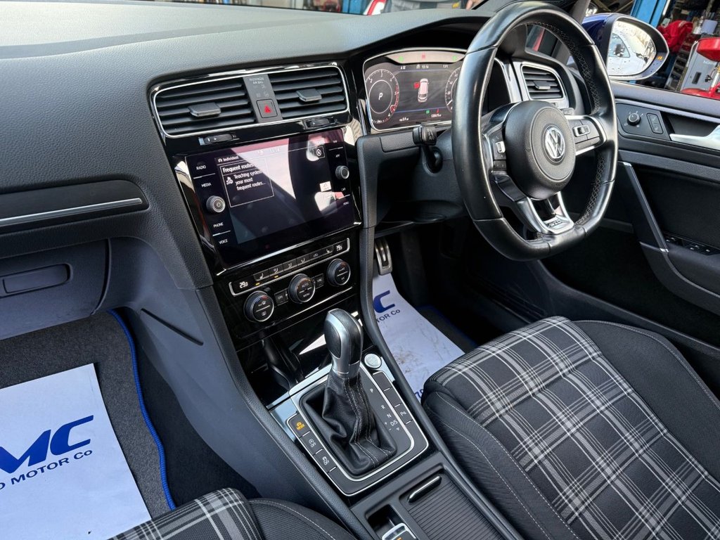 Used Volkswagen Golf 2019 for sale - 76962232: Photo 25