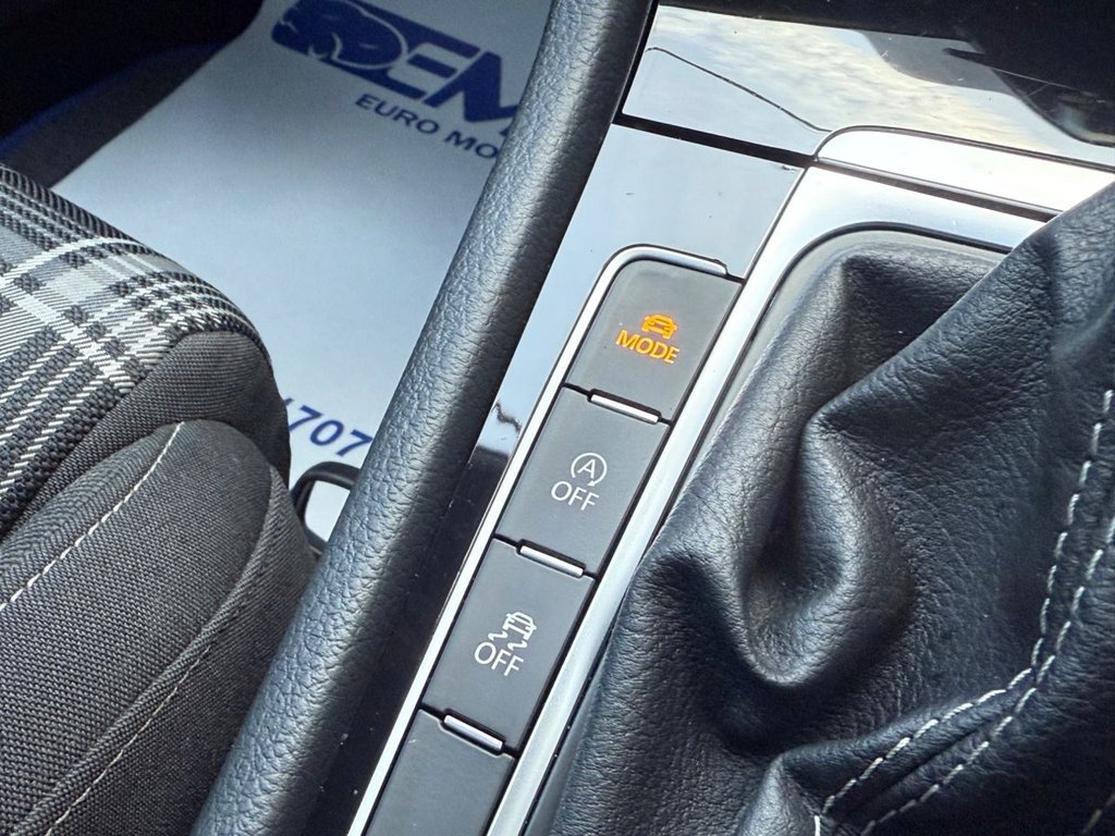 Used Volkswagen Golf 2019 for sale - 76962232: Photo 28