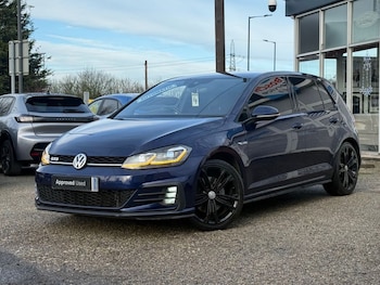 Used Volkswagen Golf 2019 for sale - 76962232: Photo