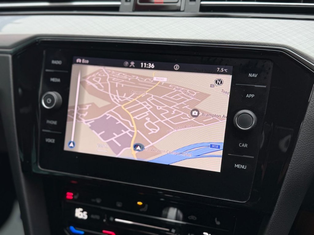 Used Volkswagen Passat 2022 for sale - 77421852: Photo 30