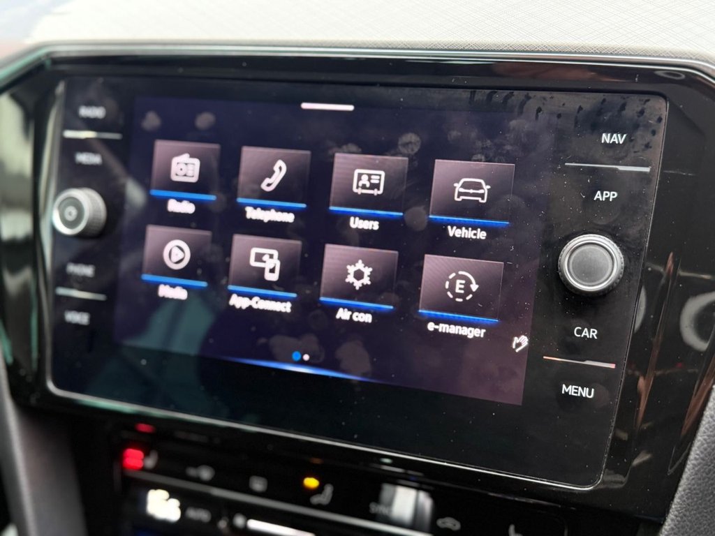 Used Volkswagen Passat 2022 for sale - 77421852: Photo 32