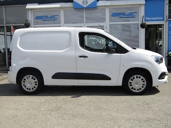 Used Vauxhall Combo 2020 for sale - 75135020: Photo