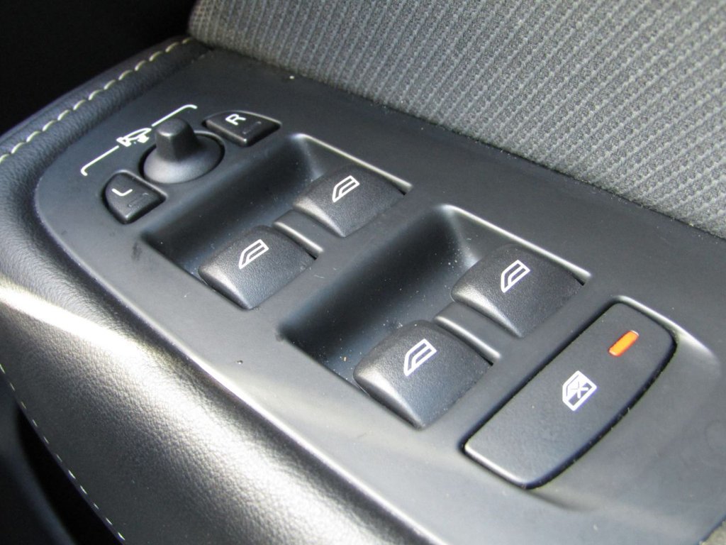 Used Volvo XC60 2020 for sale - 76056834: Photo 40