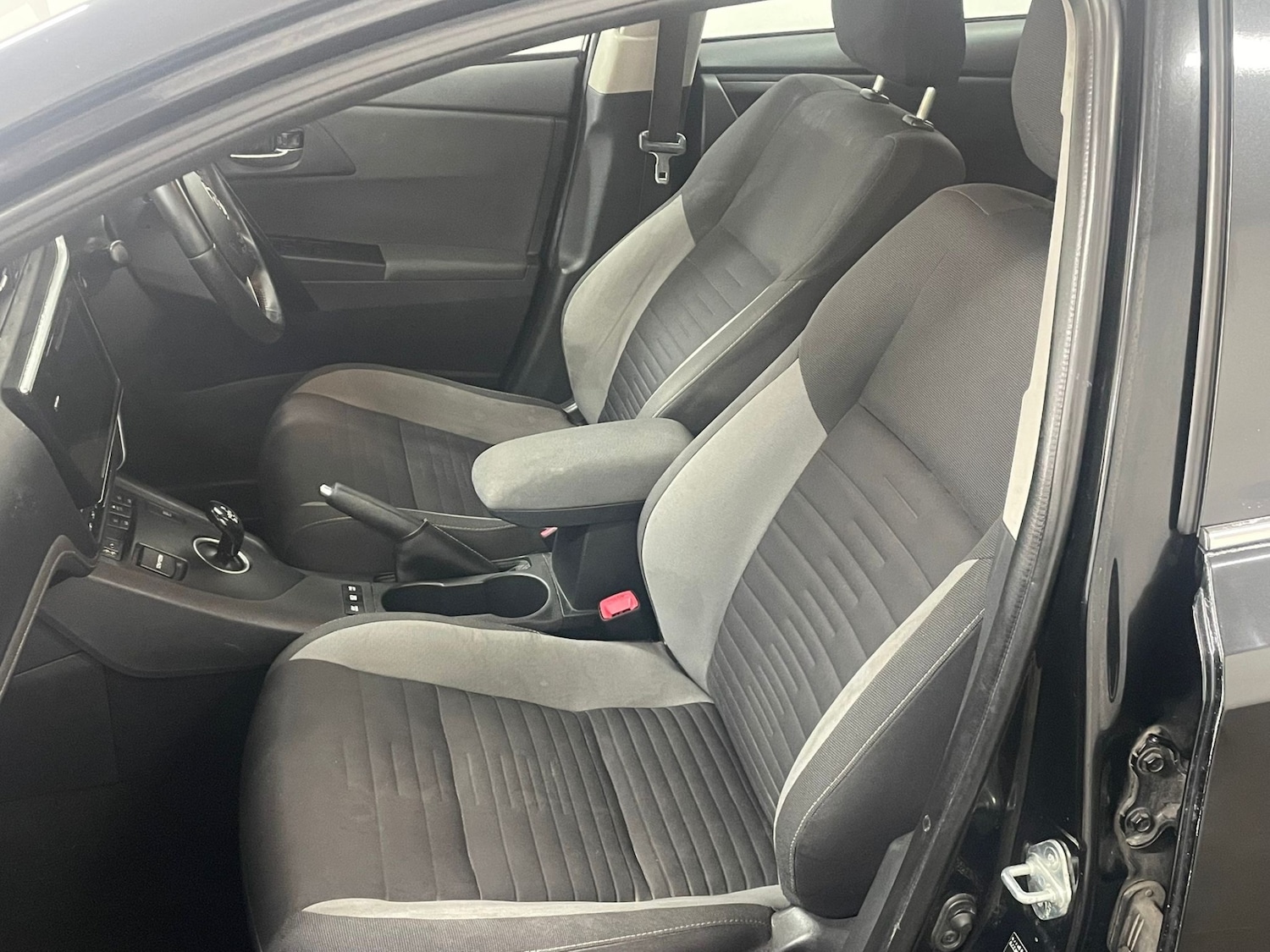 Used Toyota Auris 2016 for sale - 78060656: Photo 6