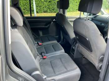 Used Volkswagen Touran 2015 for sale - 75124541: Photo