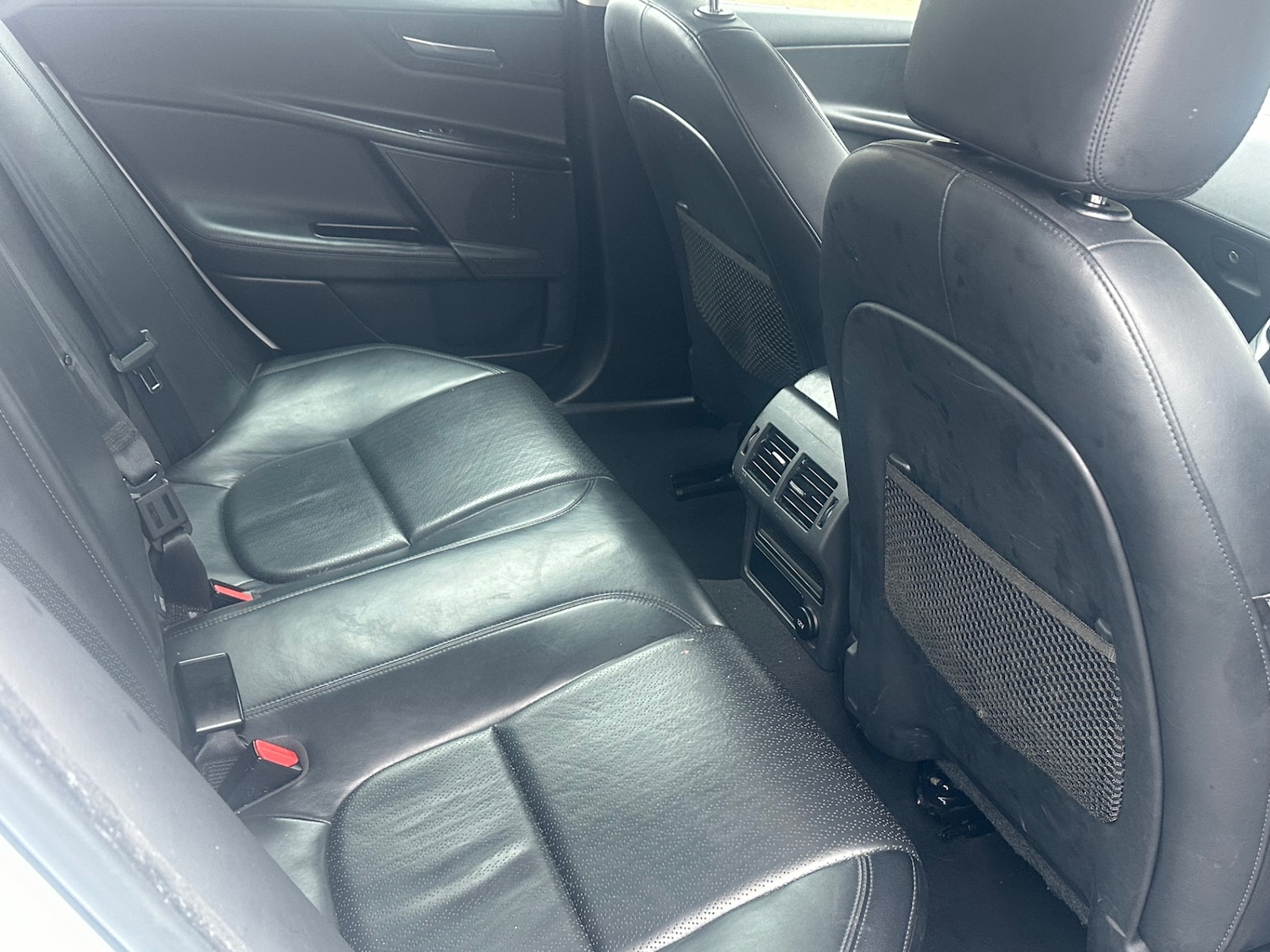 Used Jaguar XE 2017 for sale - 77669466: Photo 8