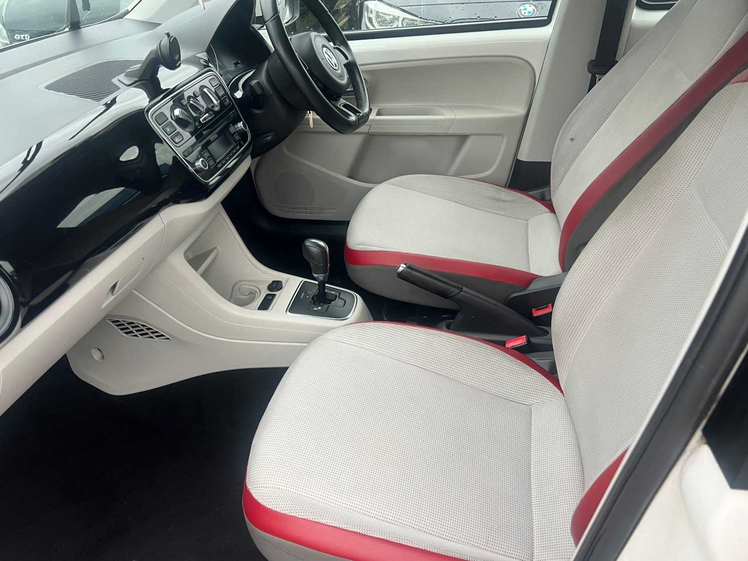 Used Volkswagen up! 2014 for sale - 76566482: Photo 7