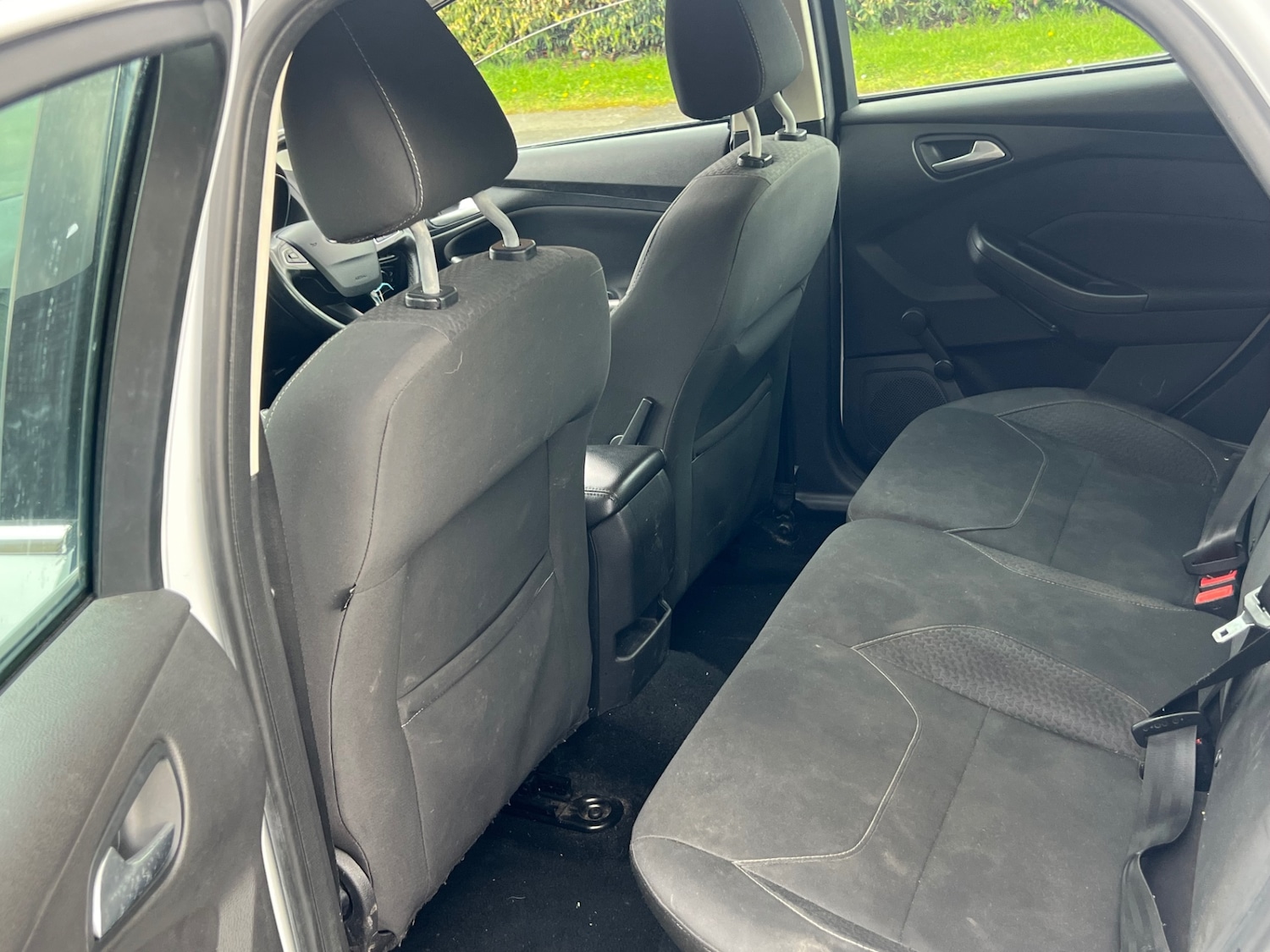 Used Ford Focus 2015 for sale - 76312244: Photo 4