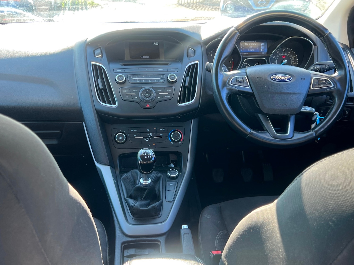 Used Ford Focus 2015 for sale - 76312244: Photo 5