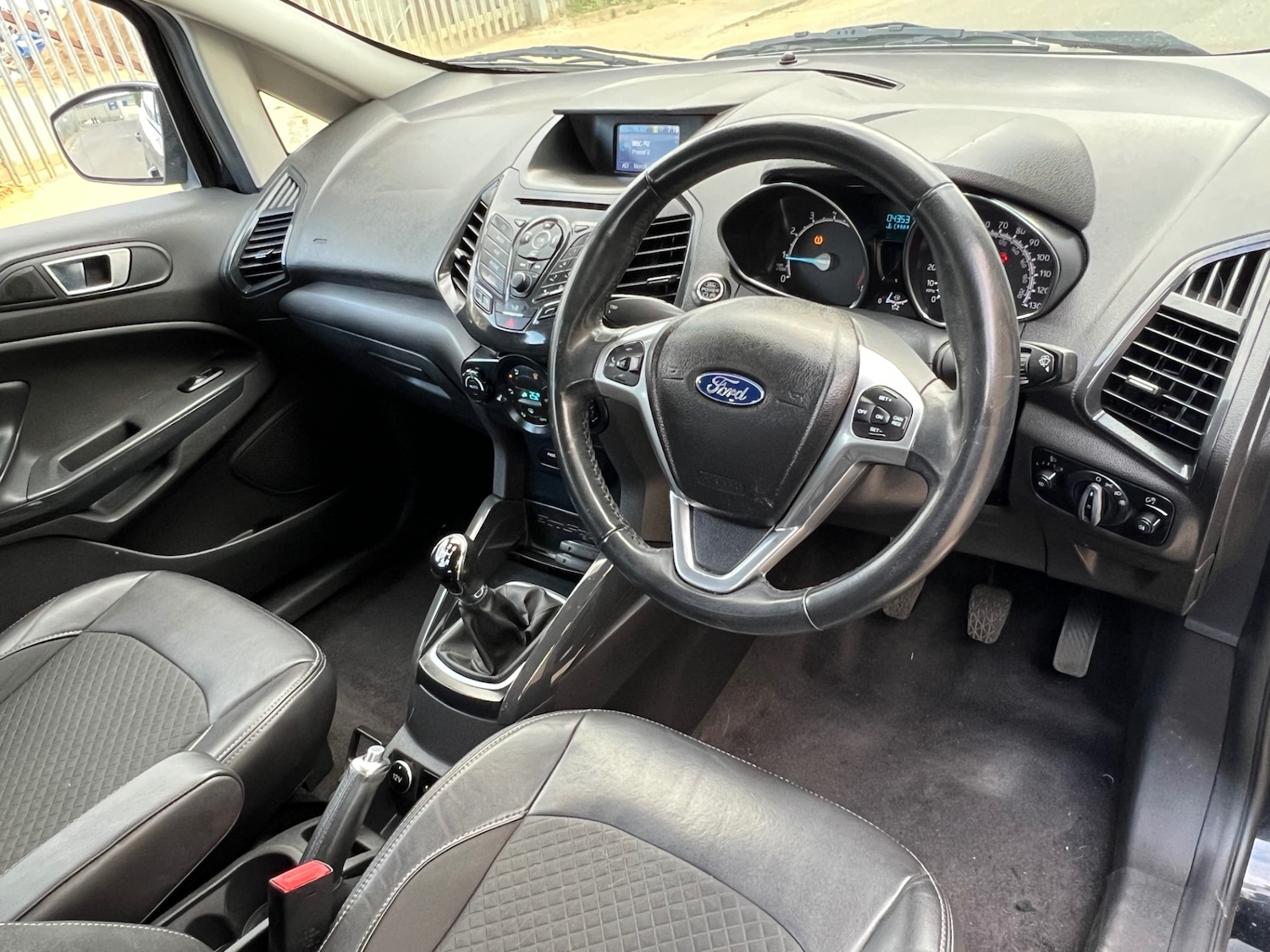 Used Ford Ecosport 2016 for sale - 76312190: Photo 6