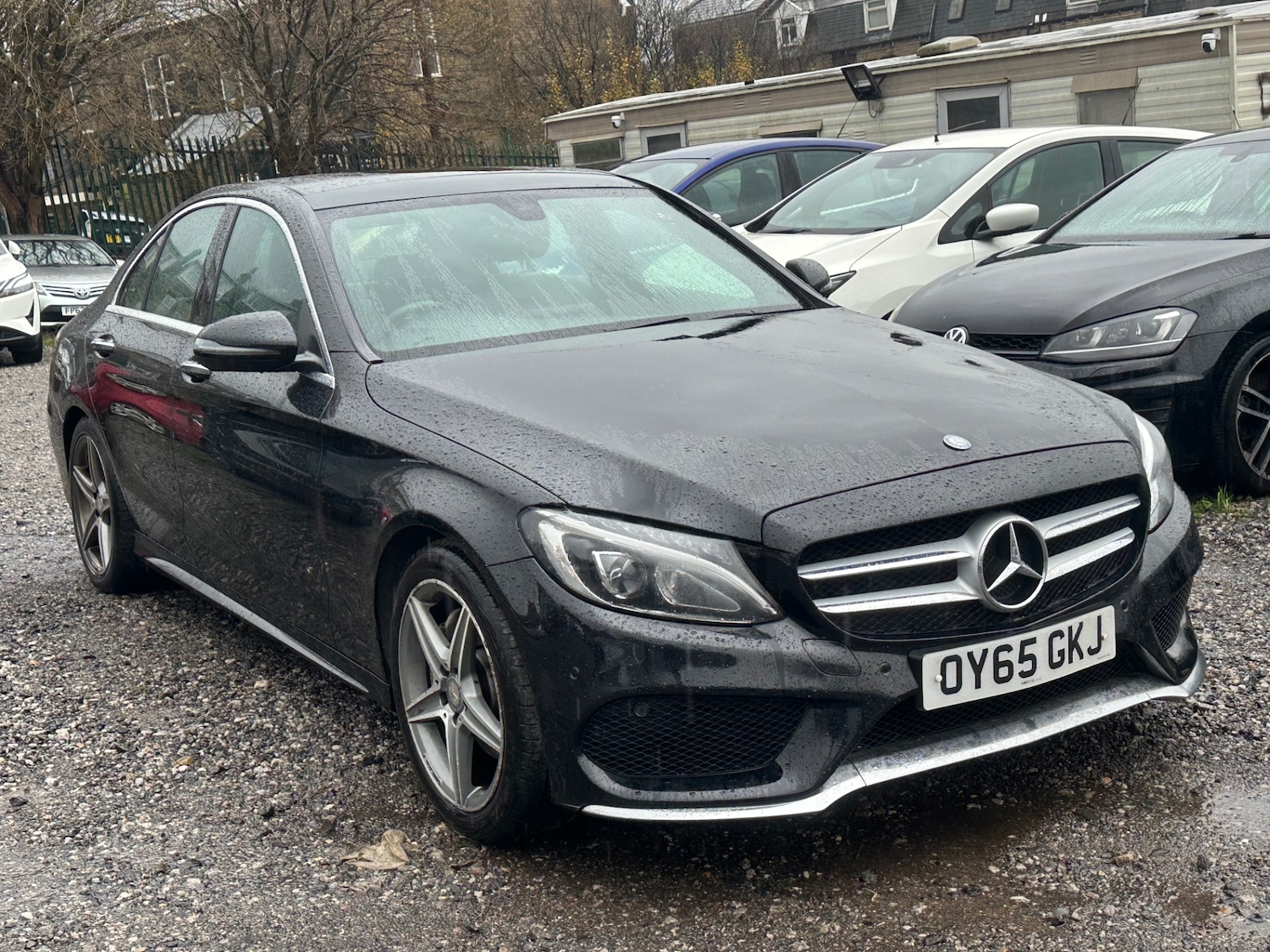 Used Mercedes-Benz C Class 2015 for sale - 76968608: Photo 2