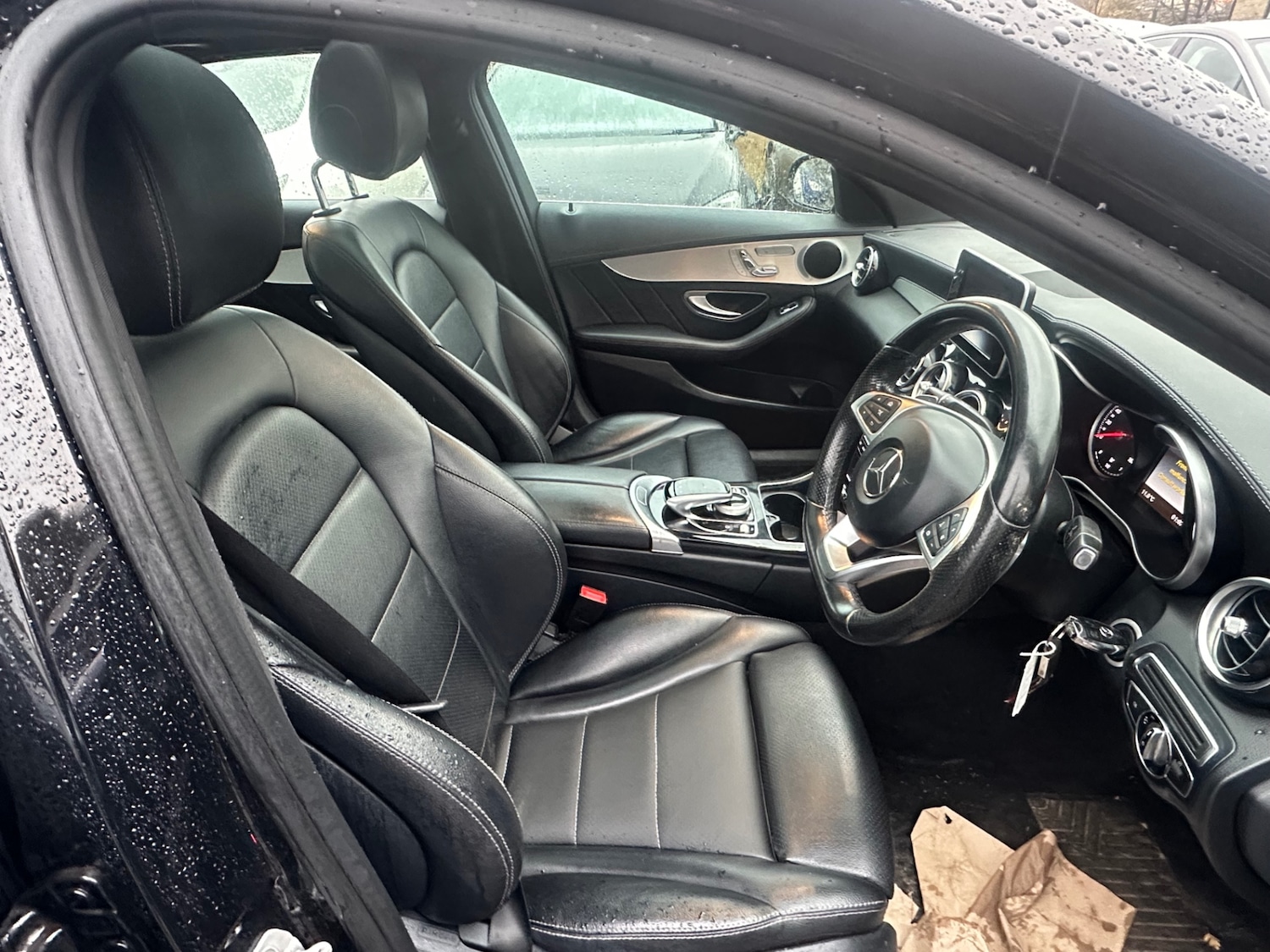 Used Mercedes-Benz C Class 2015 for sale - 76968608: Photo 8