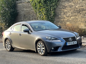 Used Lexus IS 2015 for sale - 76682523: Photo