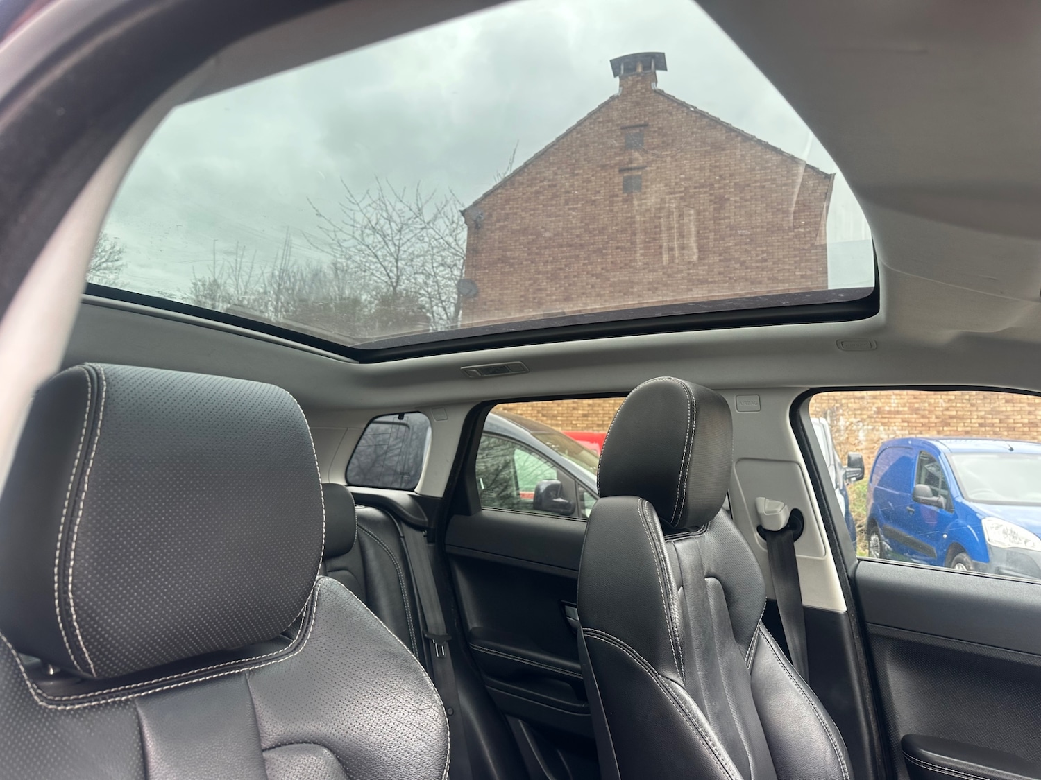 Used Land Rover Range Rover Evoque 2015 for sale - 78101513: Photo 4