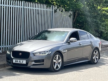 Used Jaguar XE 2017 for sale - 78967793: Photo
