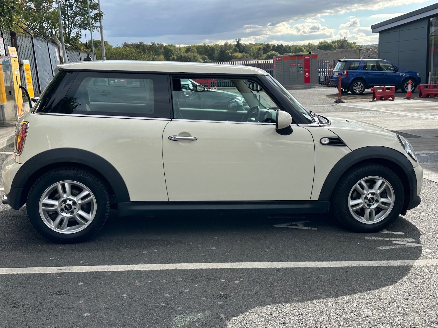 Used MINI Hatch 2014 for sale - 76044876: Photo 4