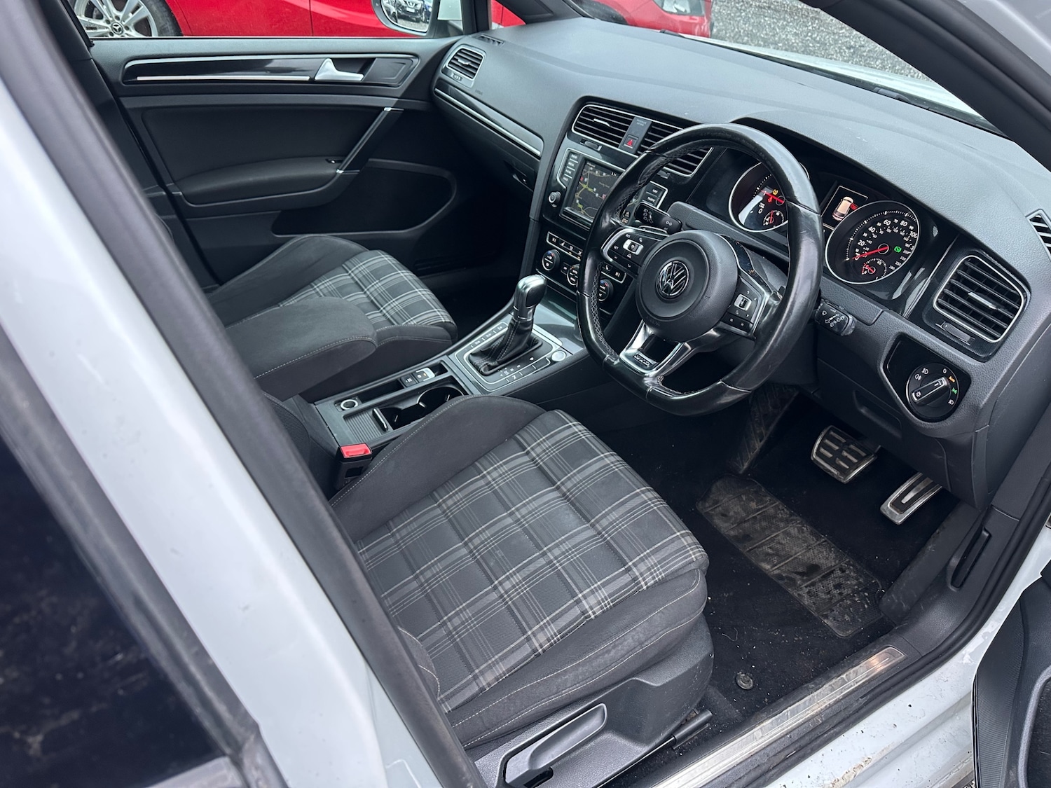 Used Volkswagen Golf 2016 for sale - 77370912: Photo 4