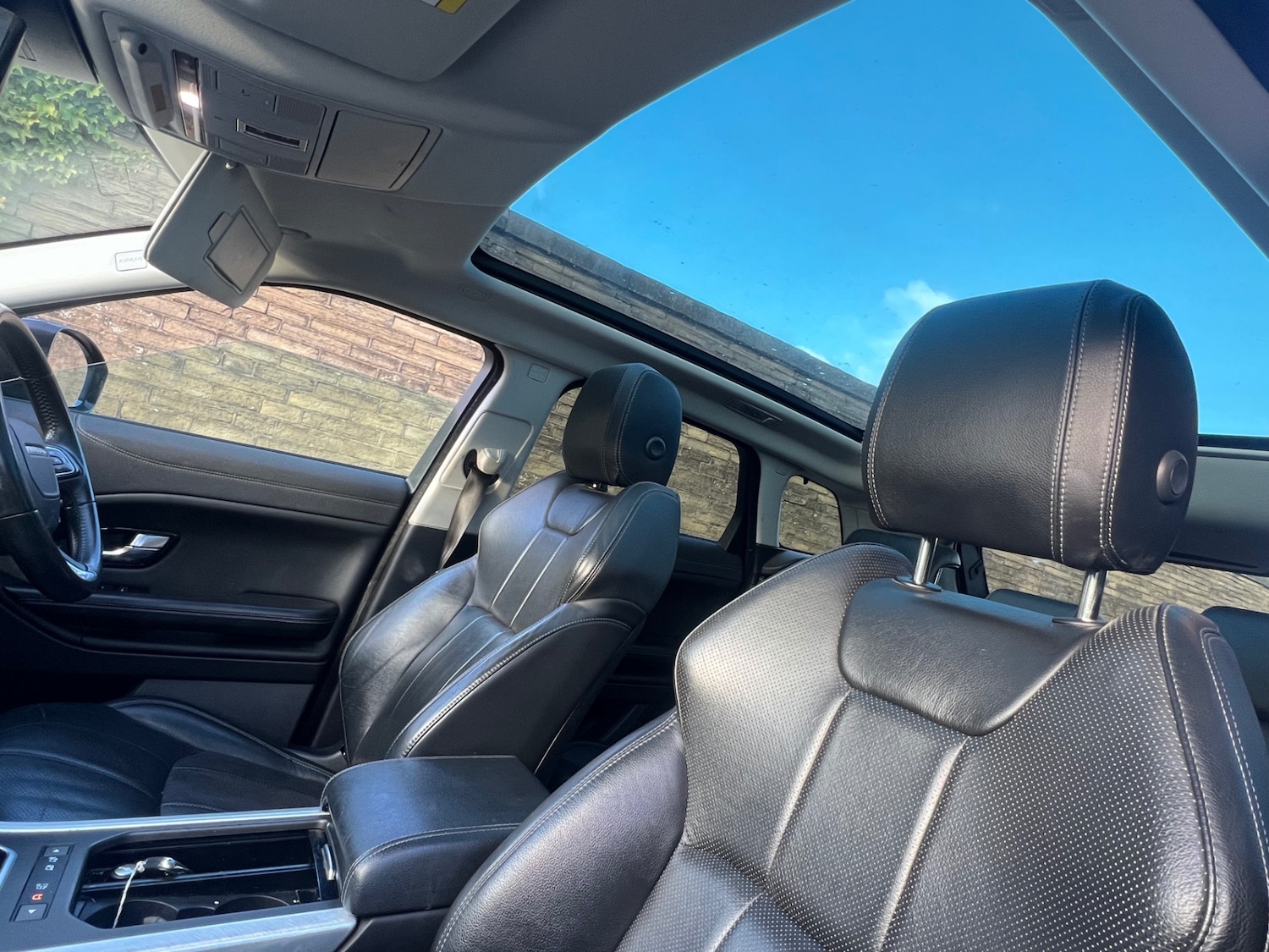 Used Land Rover Range Rover Evoque 2016 for sale - 76618886: Photo 6