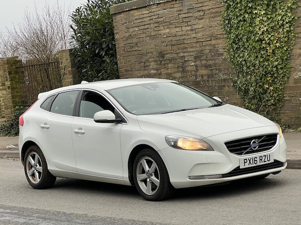 Used Volvo V40 2016 for sale - 75077767: Photo 1