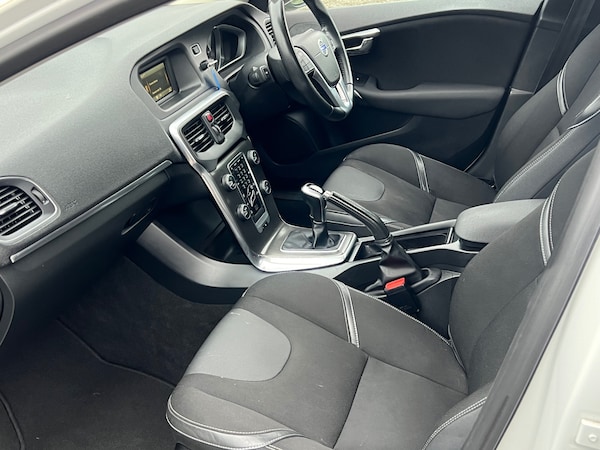 Used Volvo V40 2016 for sale - 75077767: Photo 3