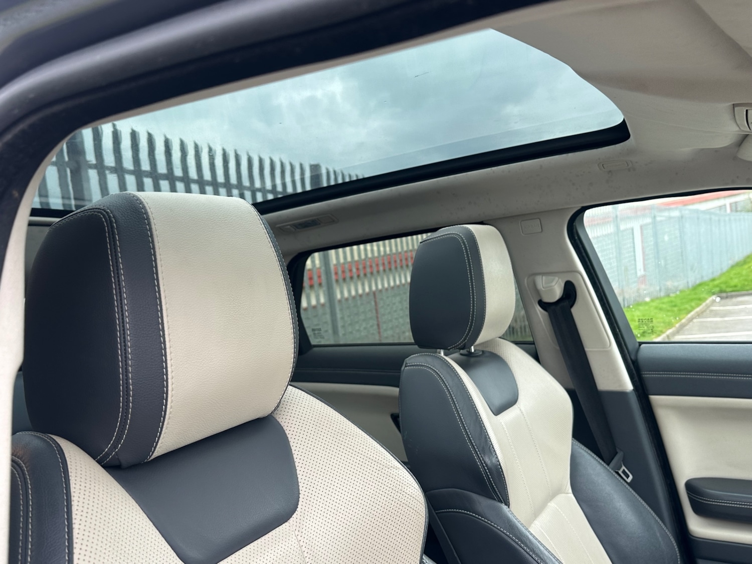 Used Land Rover Range Rover Evoque 2015 for sale - 78091741: Photo 8