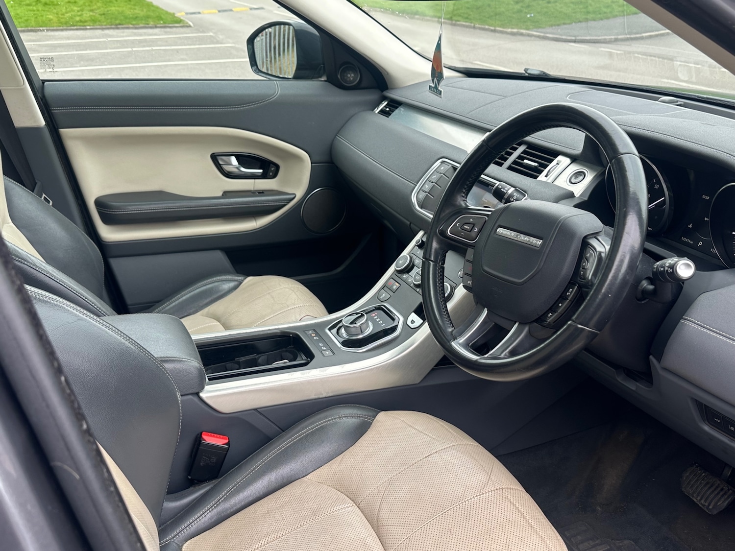 Used Land Rover Range Rover Evoque 2015 for sale - 78091741: Photo 9