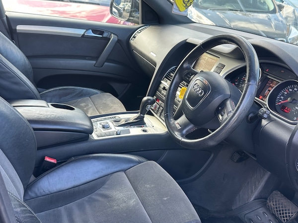 Used Audi Q7 2009 for sale - 75607554: Photo 10