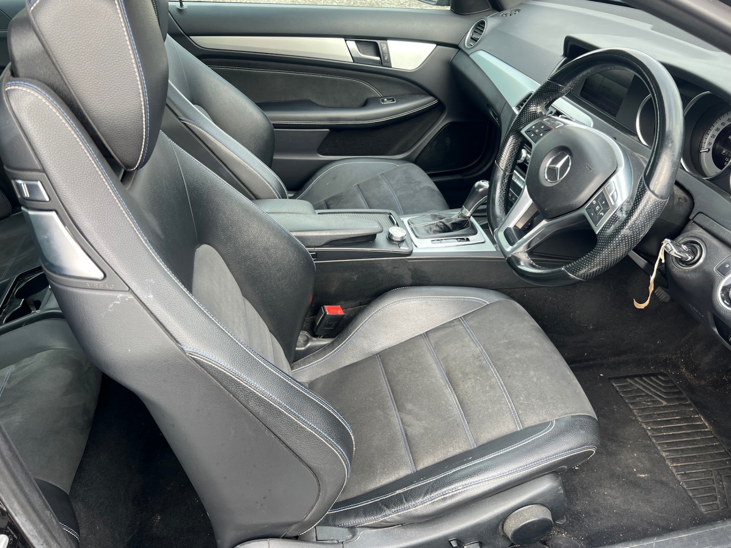 Used Mercedes-Benz C Class 2014 for sale - 76311705: Photo 3