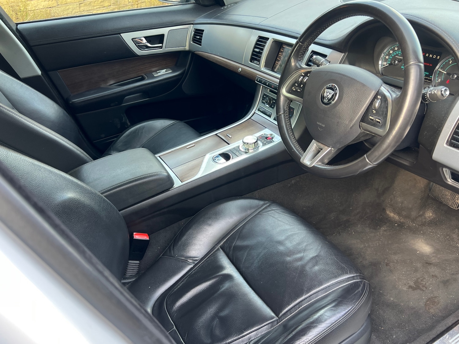 Used Jaguar XF 2014 for sale - 76402915: Photo 6