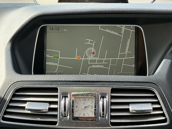Used Mercedes-Benz E-Class 2014 for sale - 73815396: Photo 8