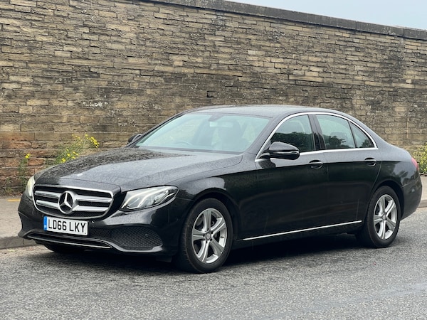 Used Mercedes-Benz E Class 2016 for sale - 76288676: Photo 1