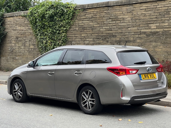 Used Toyota Auris 2015 for sale - 76311440: Photo 8