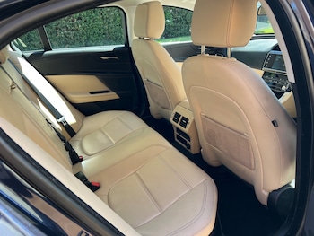 Used Jaguar XE 2017 for sale - 78438687: Photo