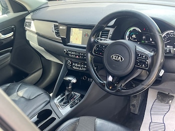 Used Kia Niro 2018 for sale - 78697954: Photo