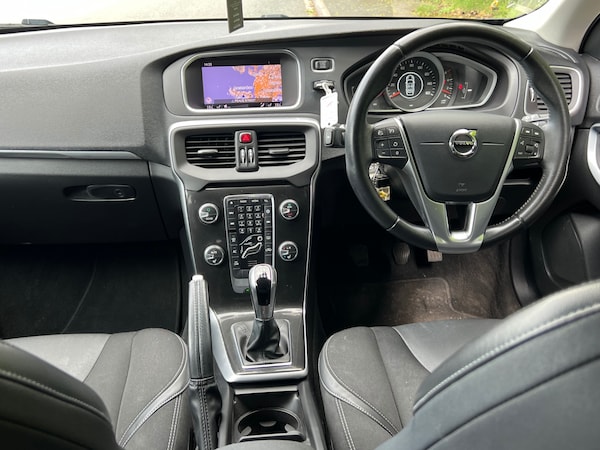 Used Volvo V40 2018 for sale - 75294580: Photo 7