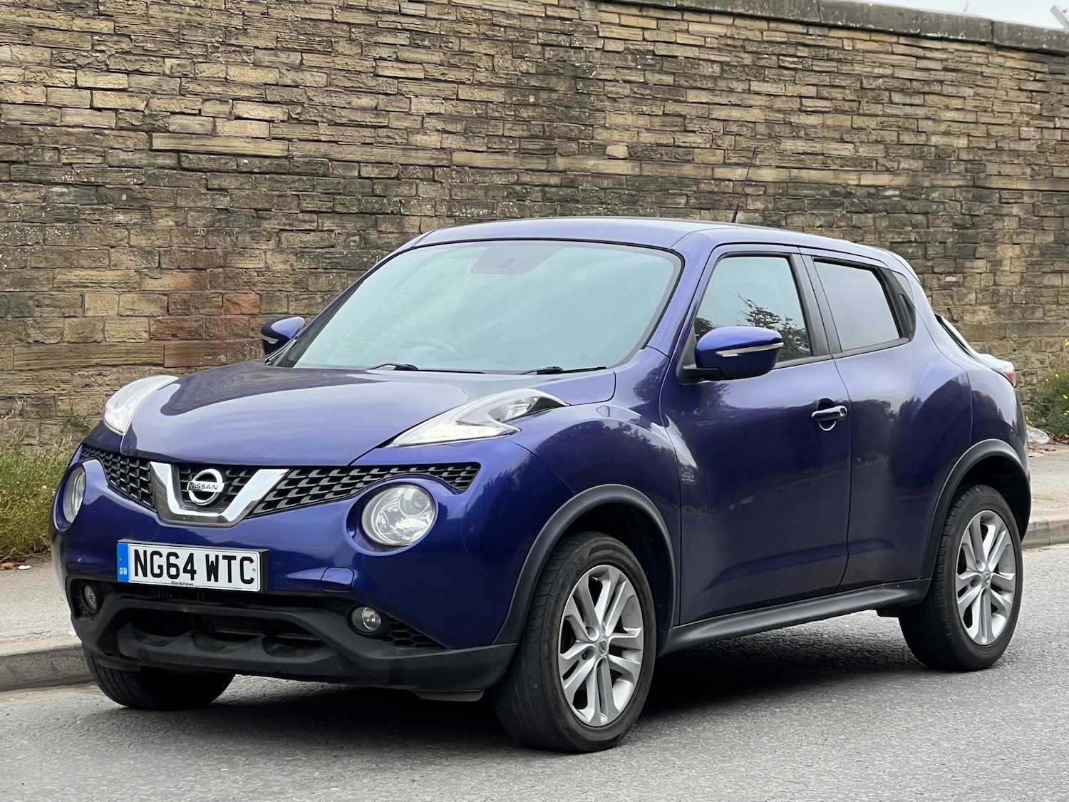 Used Nissan Juke 2014 for sale - 76288537: Photo 2