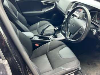 Used Volvo V40 2018 for sale - 73653470: Photo