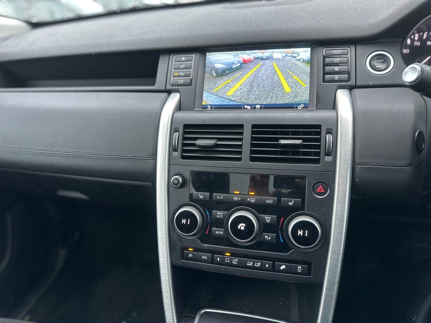 Used Land Rover Discovery Sport 2016 for sale - 77367192: Photo 10